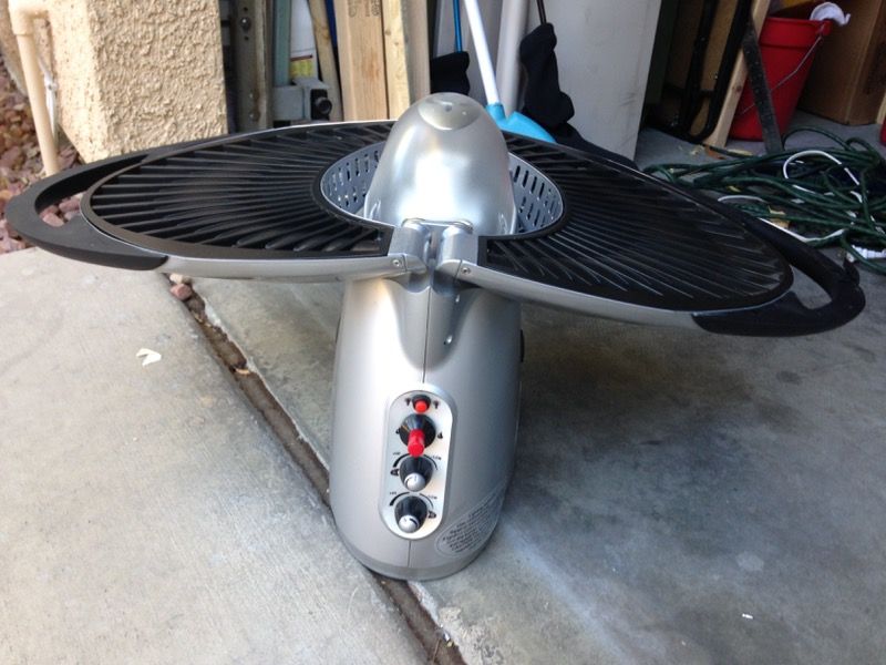 Thane International portable Propane BBQ grill and Heater model Q'BBQ2003 tailgate camping