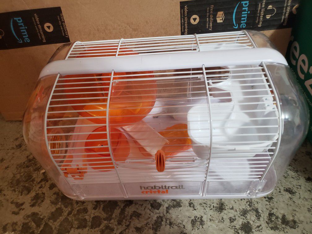 Hamster Cage, food and bedding