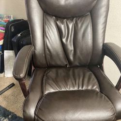 leather adjustable office chair with  360 swivel 