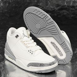 ALL WHITE JORDAN 4s