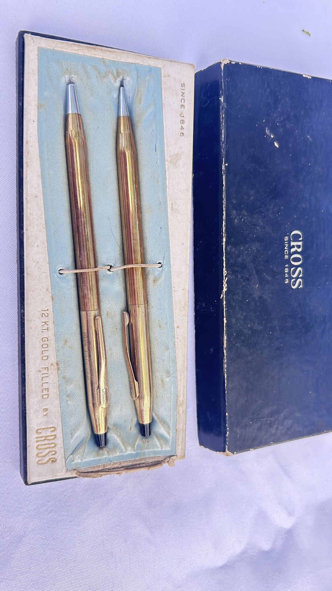 CROSS PEN SET IN BOX Pair Of Men’s Vintage Ink Pens 14kt Gold Filled pensw