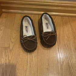 Minnetonka Slip On Moccasins 