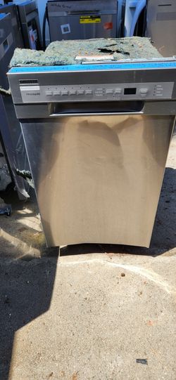 Frigidaire Small DISHWASHER #9