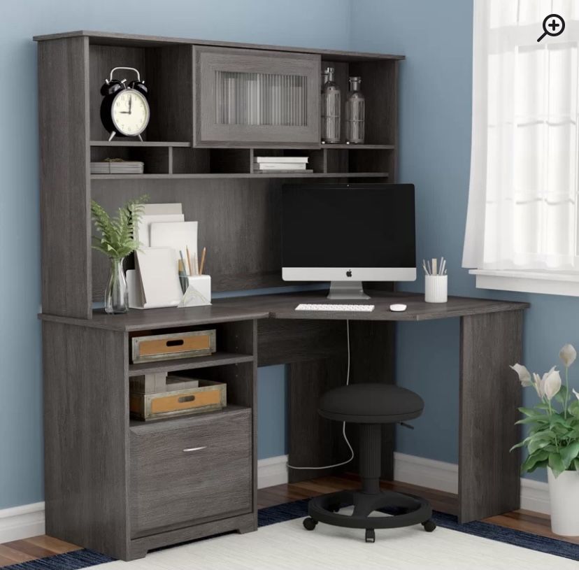 Hillsdale Reversible Desk With Hutch