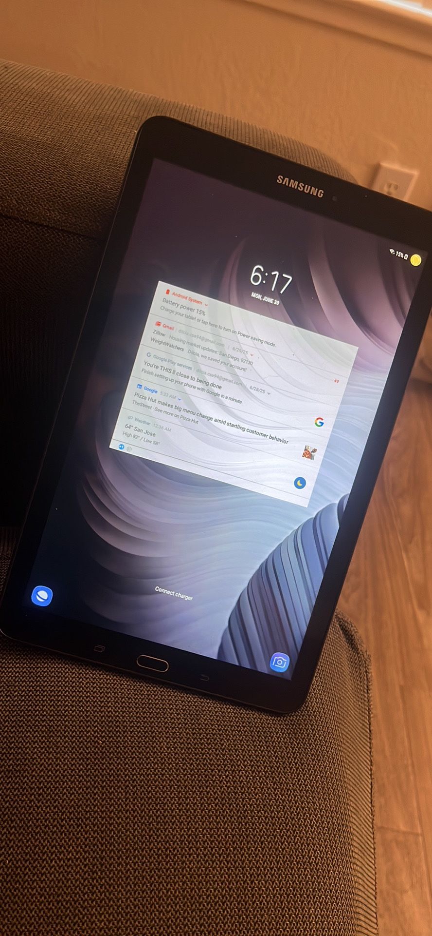 SAMSUNG TABLET