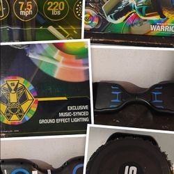 SWAGTRON BLUETOOTH HOVERBOARD 