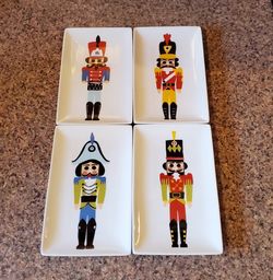 Crate and Barrel Nutcracker Christmas Plate Set