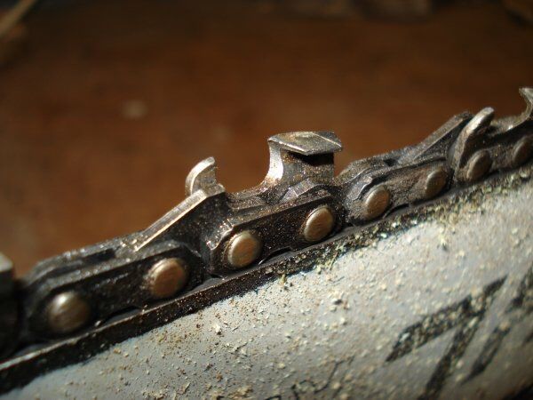 Chain sharpening