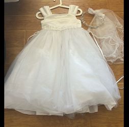 Flower girl/ communion white dress for girls size 8