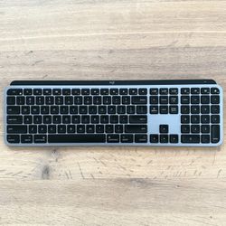 Logitech Keyboard MX KEYS for Mac