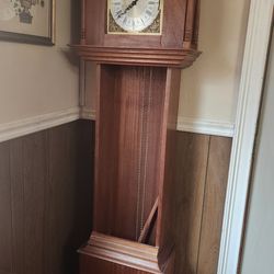 Free Grandfather clock