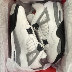 Jordan 4 Retro White Cement (2025) 