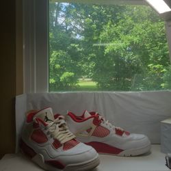 Nike Jordan 4 Alternate 89 - Size 13 - White W/ Red Accents - Pre-Owned 