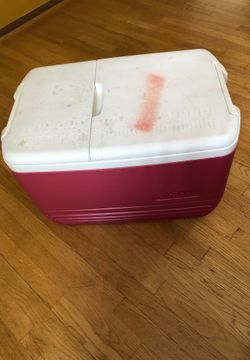 Large Capacity 65 Quart Igloo Insulated Ice Chest Cooler