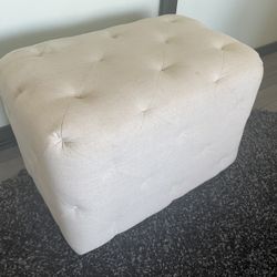 Ottoman/Foot Rest/Padded Bench