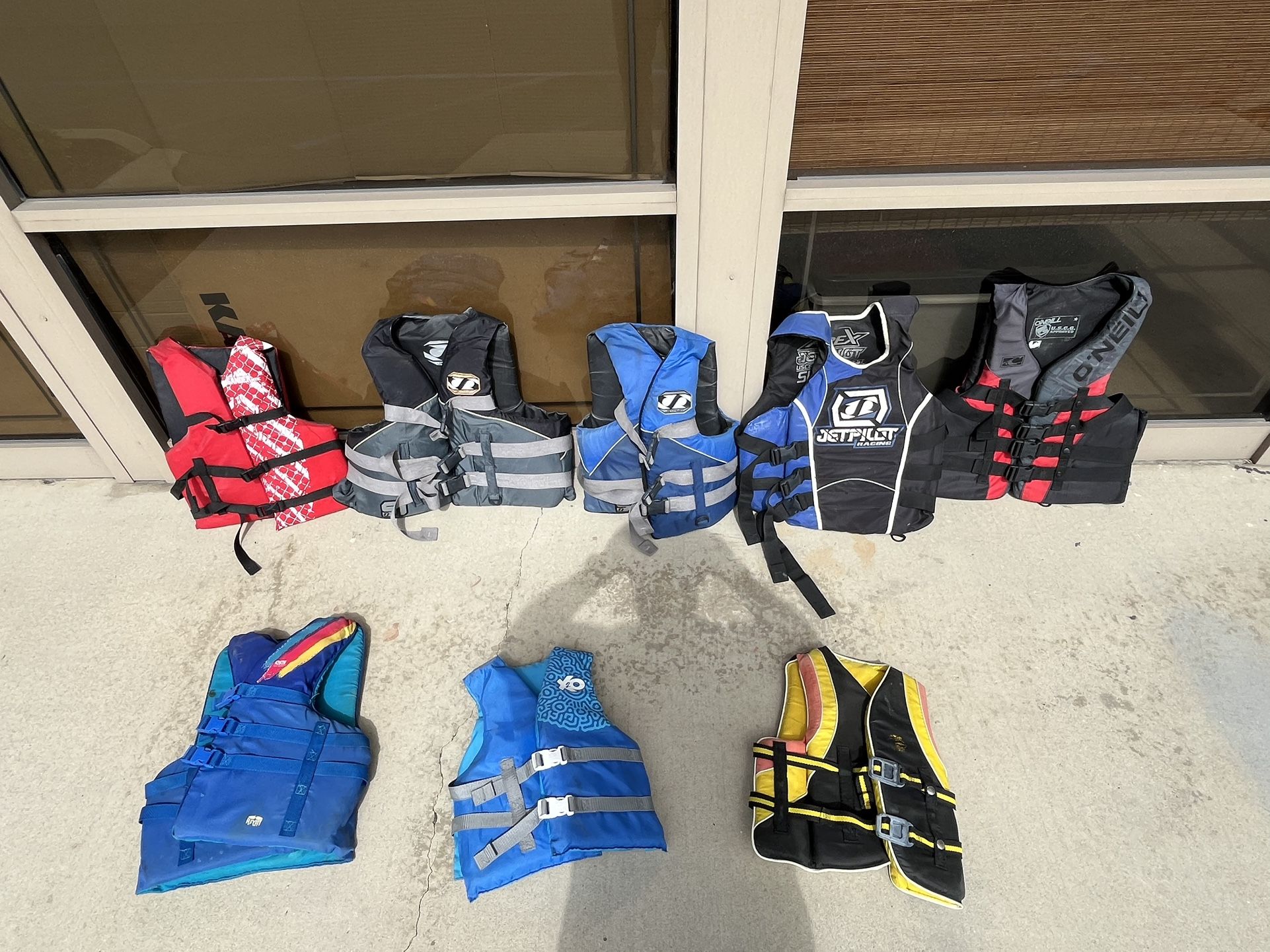 Life Jackets-Vests For Adults And Kids
