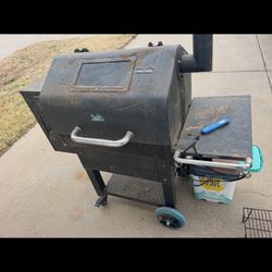 GMG Pellet Smoker 