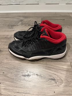 Air Jordan 11 Low IE Black Red Sneakers