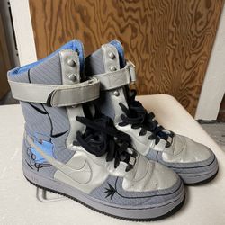 Nike Air, AF-1 Woman’s Size 11 (Near Mint Condition)