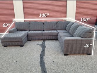 FREE DELIVERY Ashley Furniture LAF Tracling 3 Piece