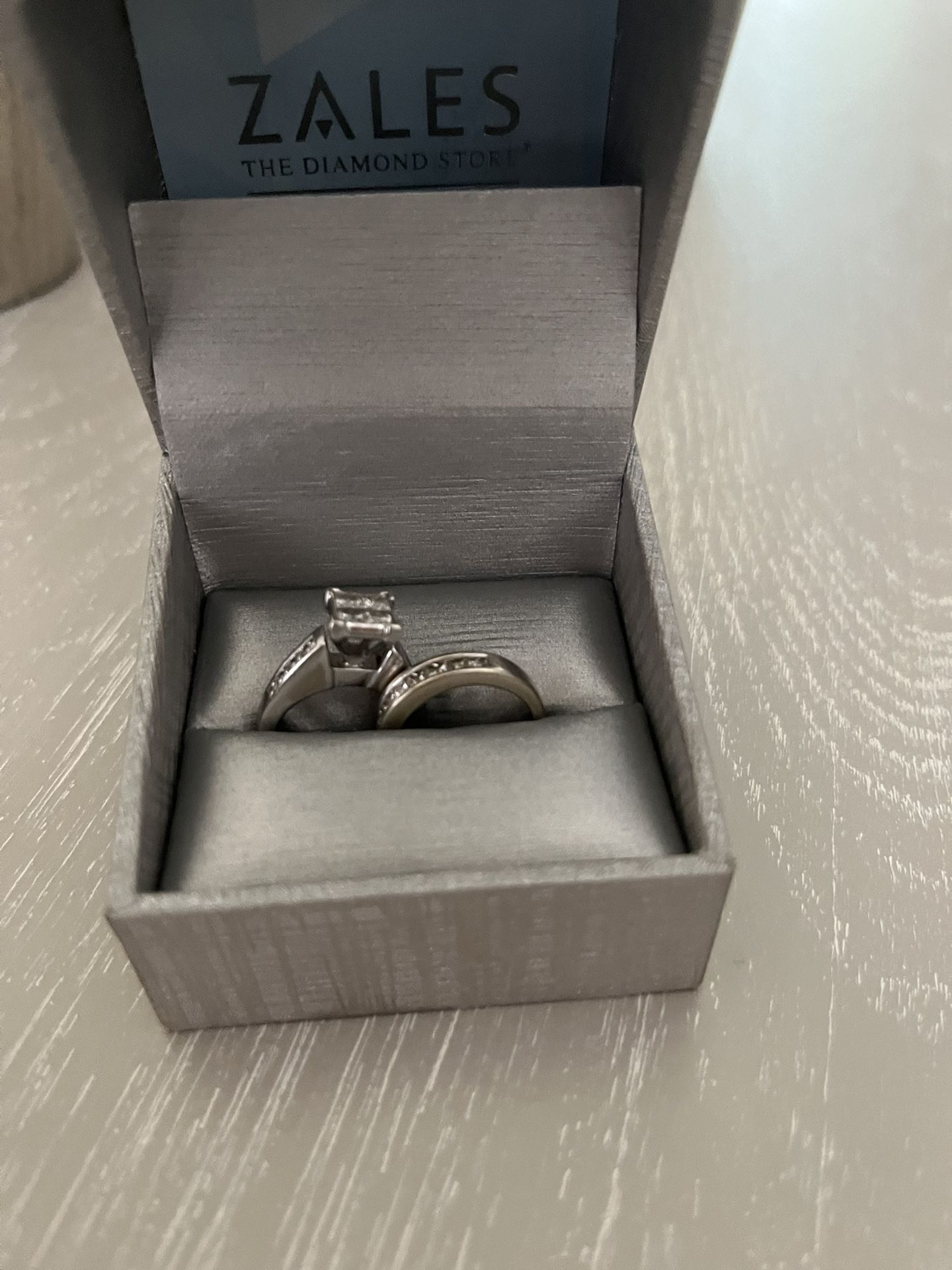 14K White Gold Wedding Bands