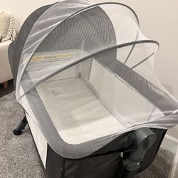 3 in 1 Baby Bassinet With Swing
