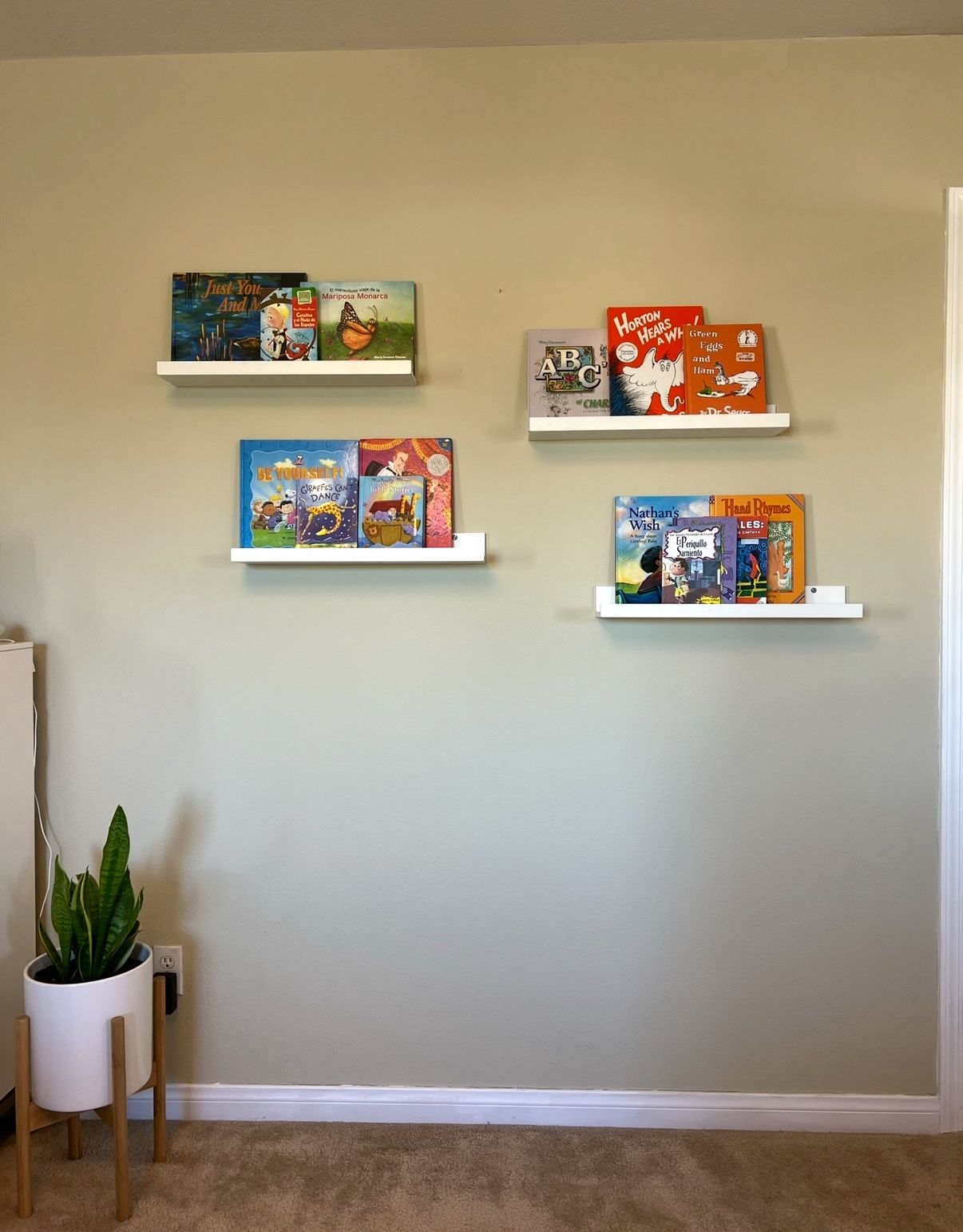 4 White Bookshelves