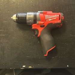 Milwaukee 12 Volt Drill/Driver Tool Only 
