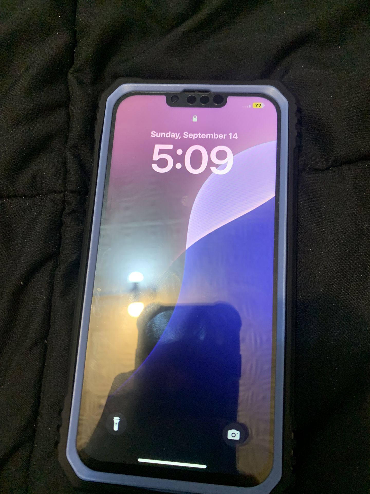 Iphone 13 Pro Max Broken Ear Piece (as Is) 