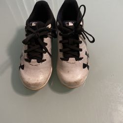 Under Armour 11k Baseball Cleats