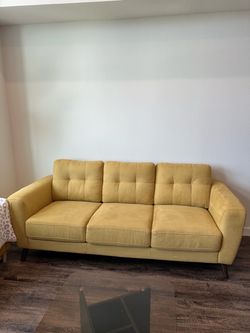 Market Row Sofa