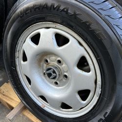 4- ULTRAMAX RADIAL SPORTS 