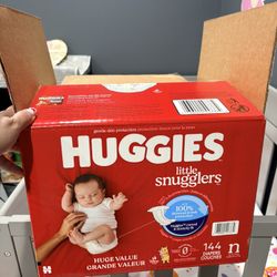 Open newborn Diapers 
