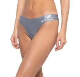 3 Pair New Balance Seamless Thong Panties, Womens Size L for Sale in Cary,  NC - OfferUp