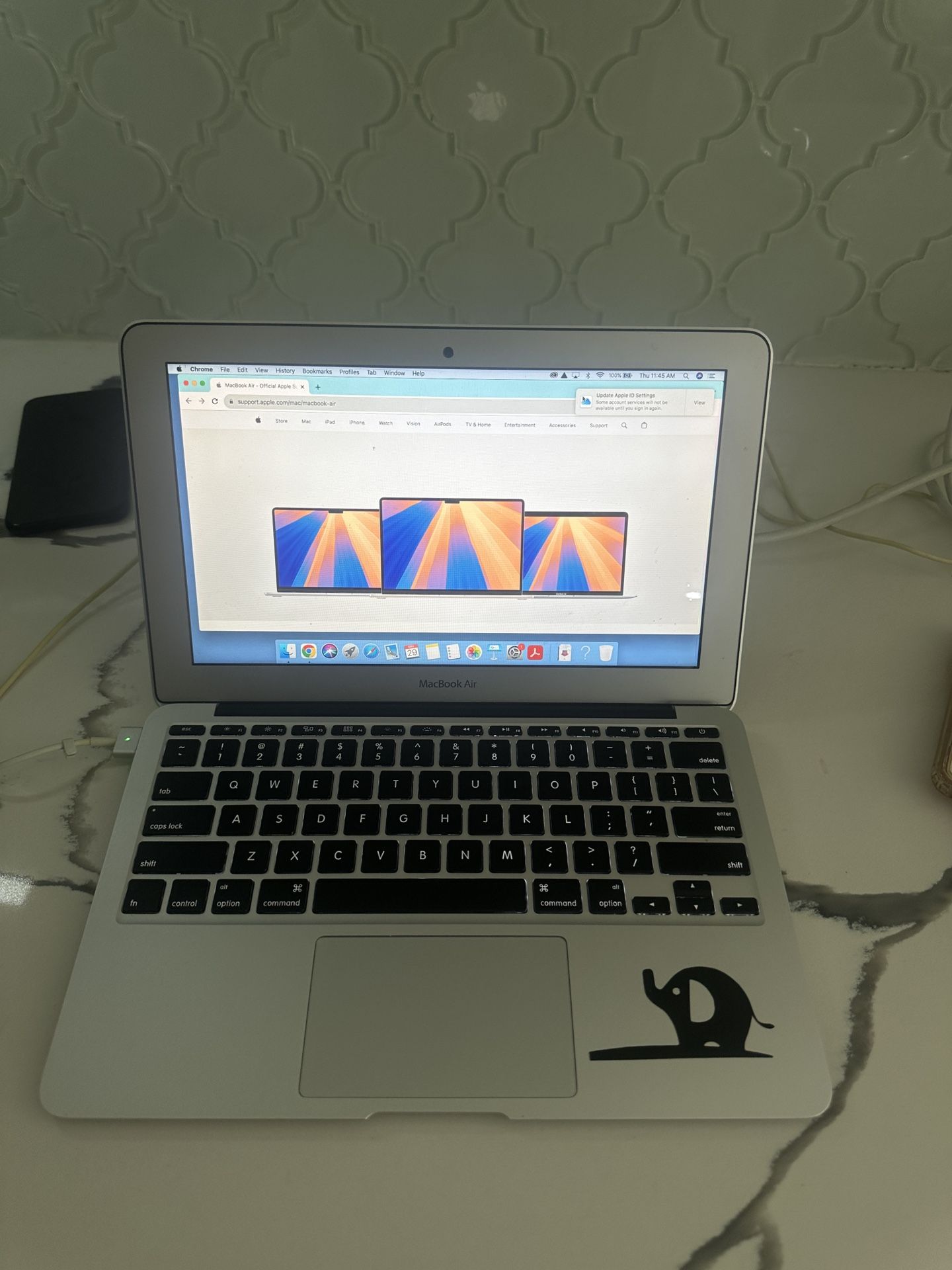 Apple Macbook Air