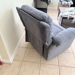 Recliner couch