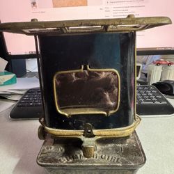 1898 SUMMER GIRL #1 SAD IRON HEATER