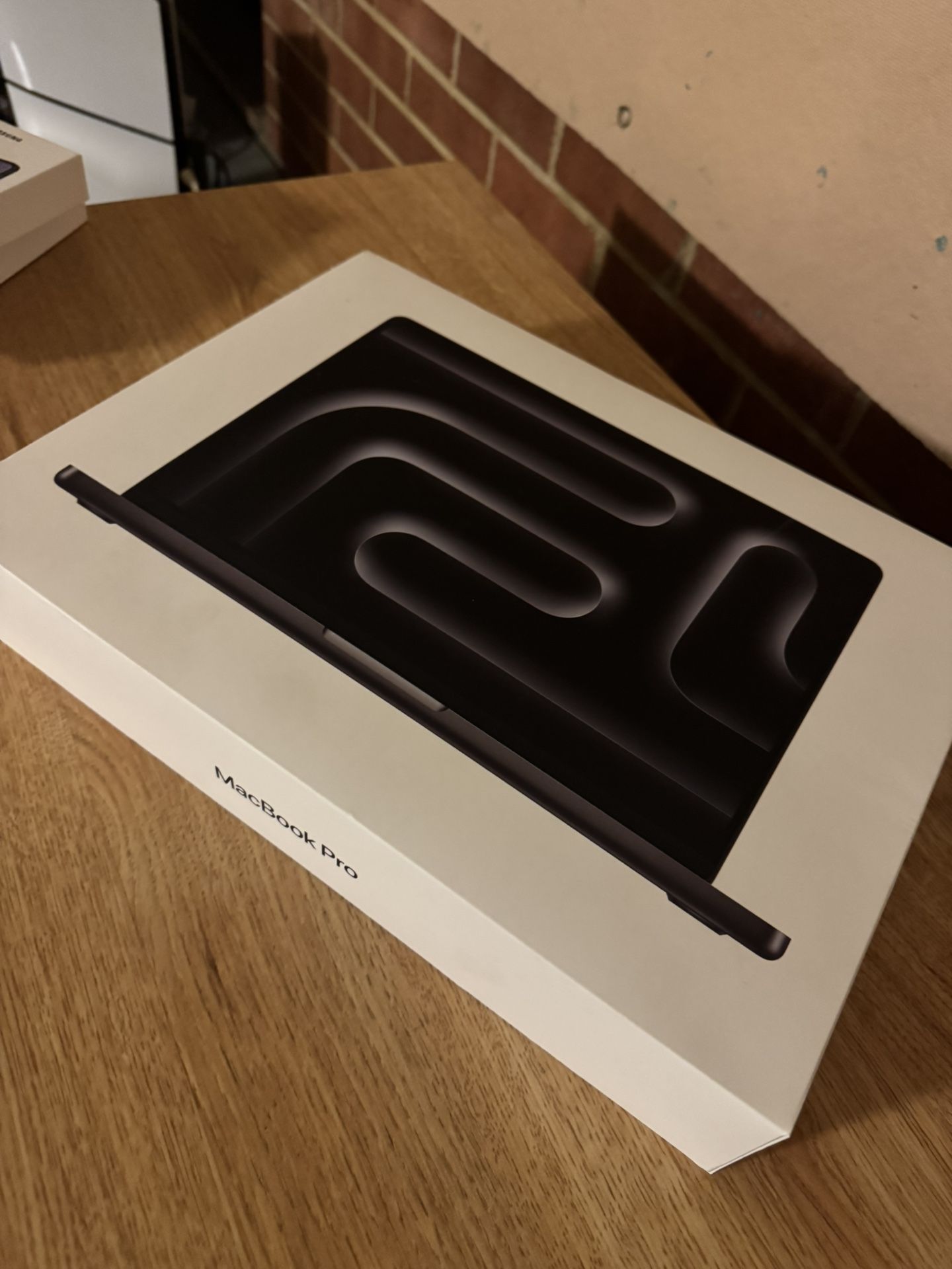 Macbook Pro 14 inch 512GB M4