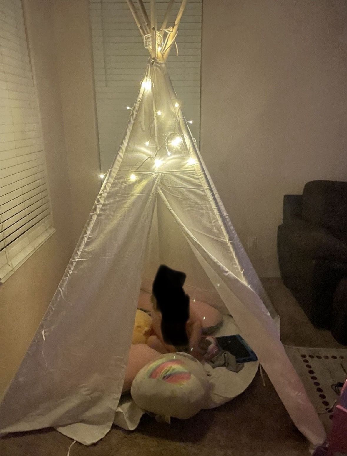 Teepee 69"L x 48"W x 87"H