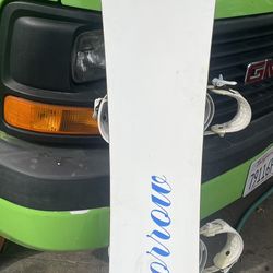 Woman’s Morrow Snow Board 