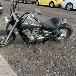 2004 Honda 750