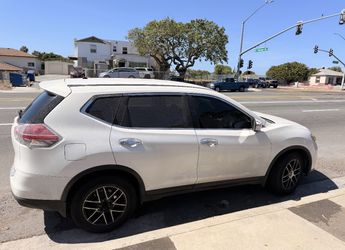 2014 Nissan Rogue Select