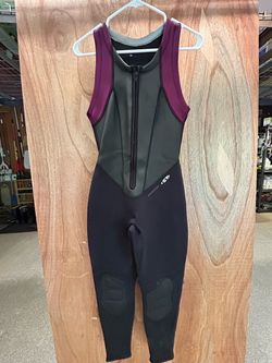 Farmer Jane (sleeveless) wetsuit for women
