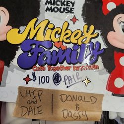 Mickey FAMILY KEYCHAIN