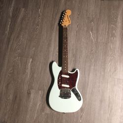 Squier Classic Vibe Mustang
