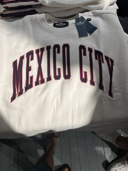 Hollister Men’s Mexico City Relaxed Pullover 