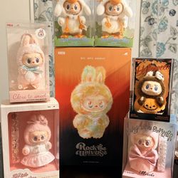 POP MART/ POP LAND LABUBUS