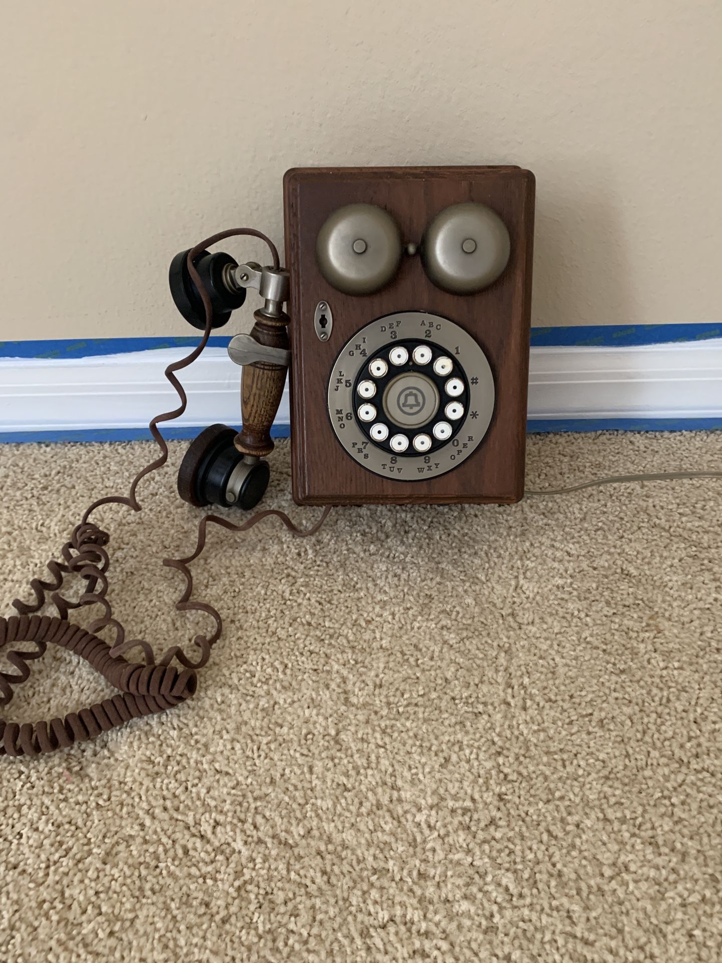 Vintage style phone