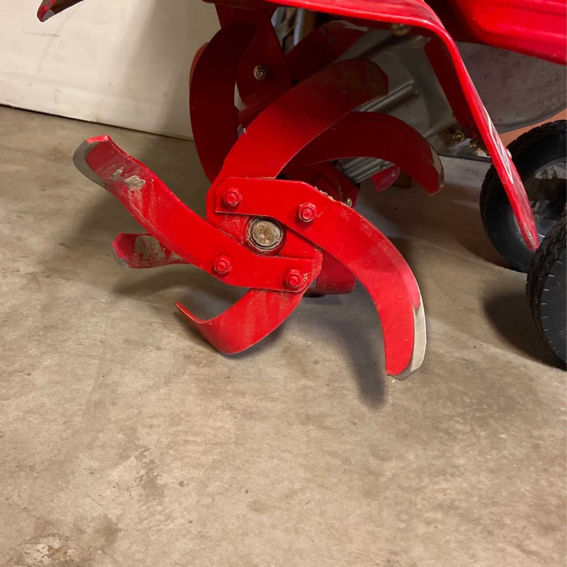 Almost new roller tiller for Sale in Arvin, CA OfferUp
