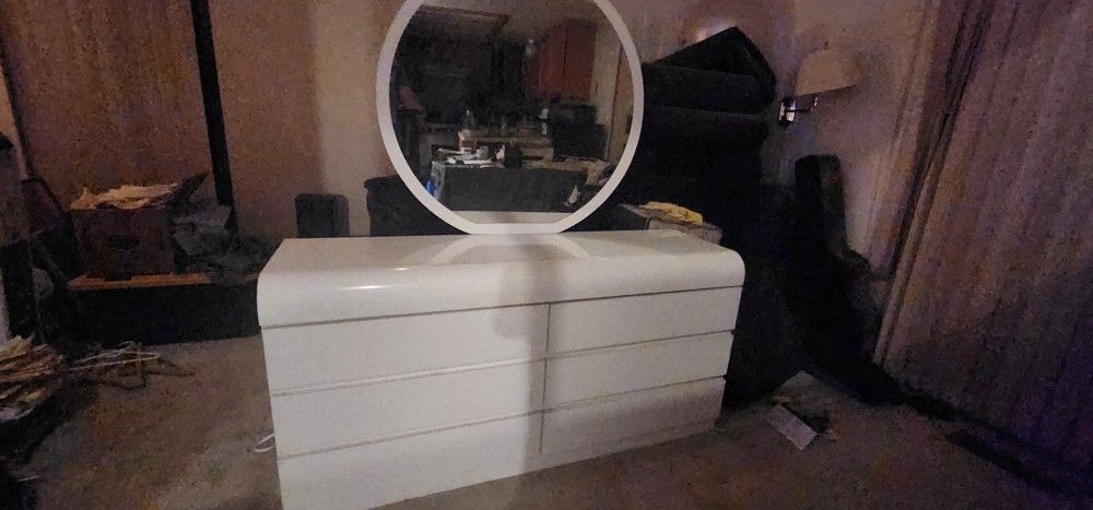 3 PC White Bedroom Set